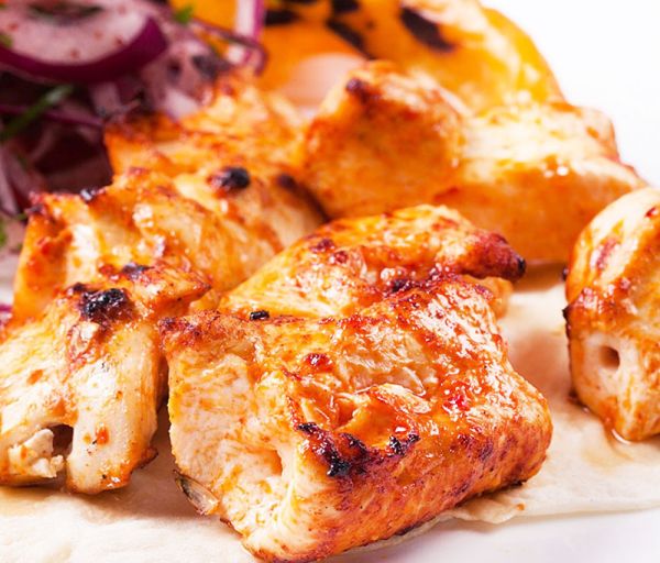 Հավի խորոված Թեյսթի Հաուս