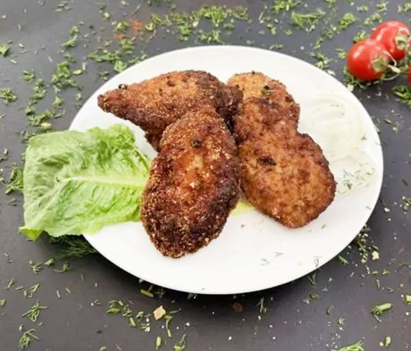 Հավի մսով կոտլետ Թեյսթի Հաուս