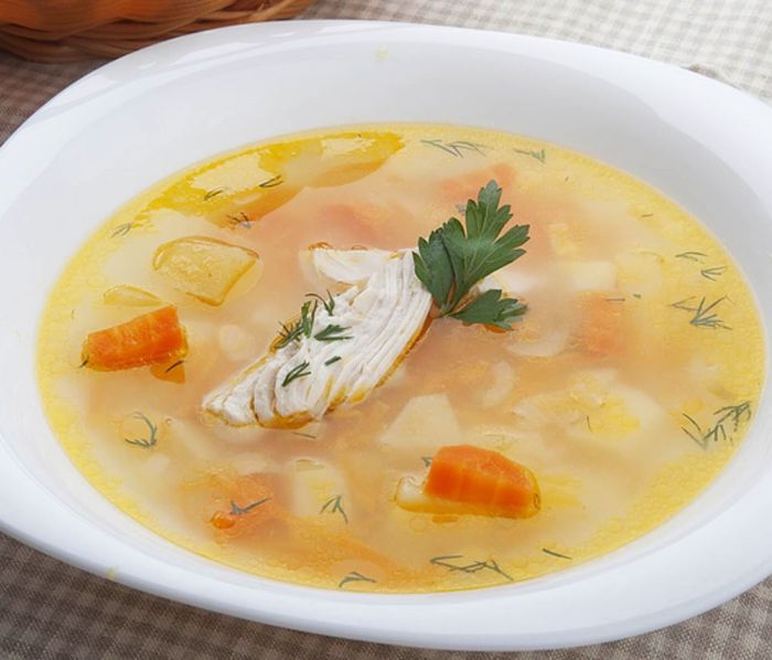 Հավով ապուր Թեյսթի Հաուս