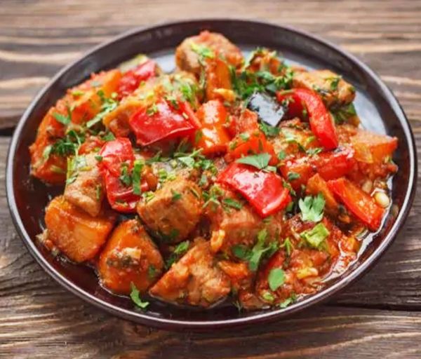 Օջախուրի Թեյսթի Հաուս